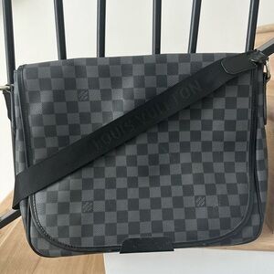 Authentic Louis Vuitton Graphite Daniel crossbody bag